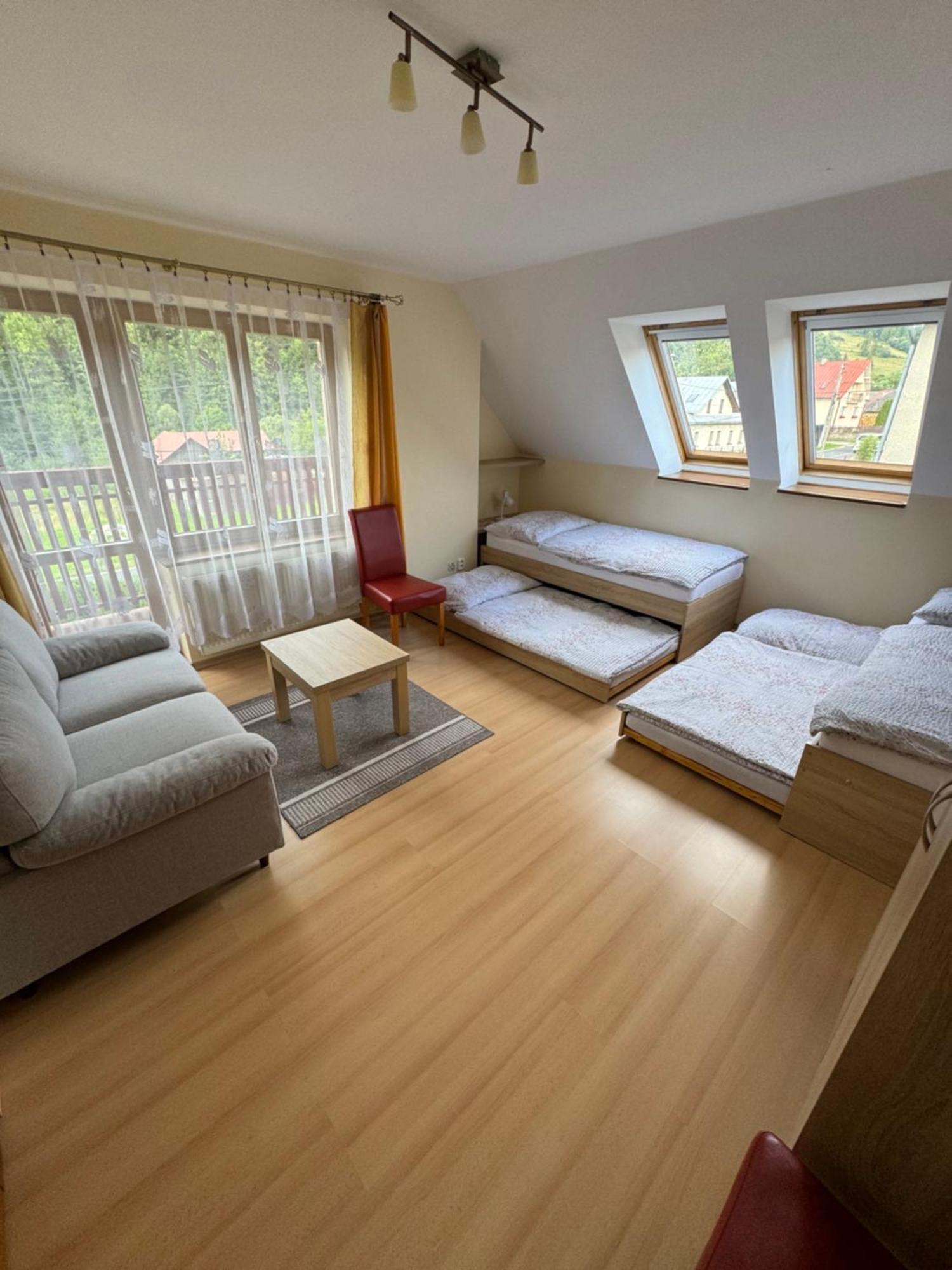 Lutra Montana Apartamento Relov Exterior foto