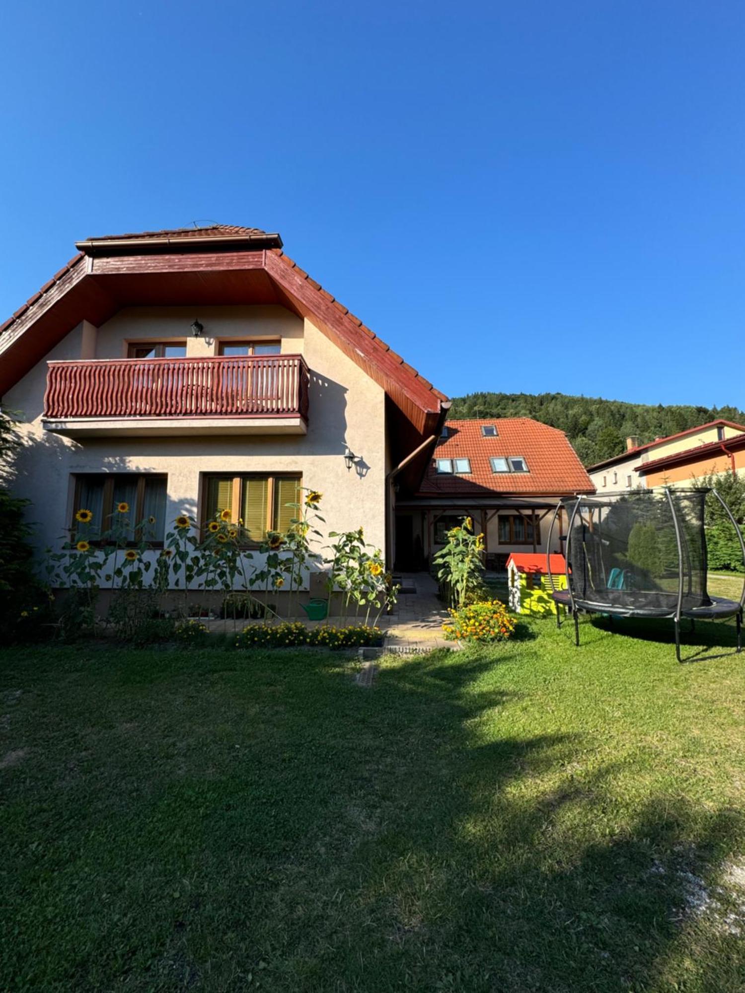 Lutra Montana Apartamento Relov Exterior foto